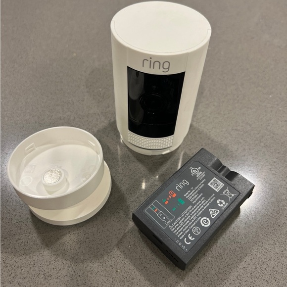 •SOLD• Ring Alarm Stick Up wireless camera - Picture 2 of 7